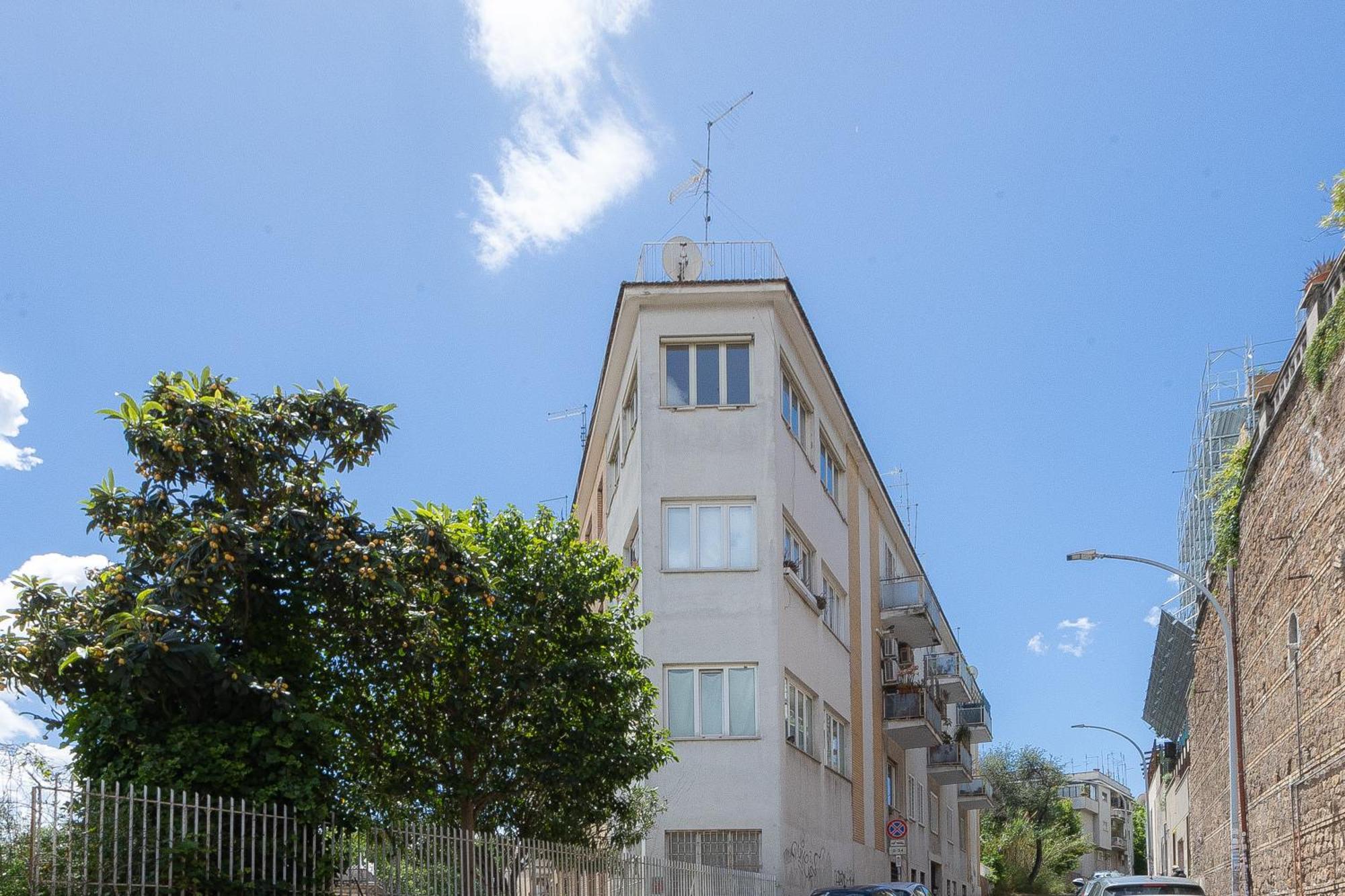 Khris Home Apartments - Trastevere Parini Рим Экстерьер фото